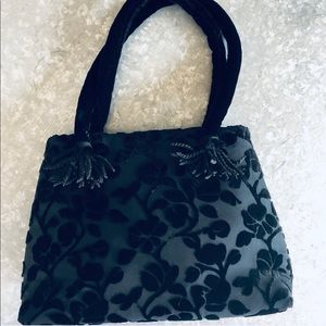 Victoria’s Secret Handbag Raised Velvet!